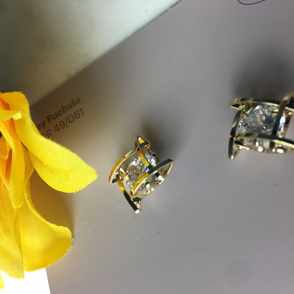 Venus Drop Earrings